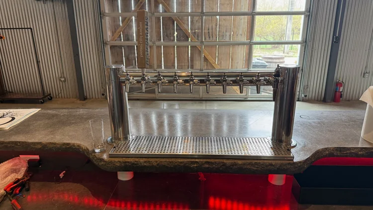 Used _UNKNOWN_ _UNKNOWN_ Beverage Dispensers Indiana US | Brewhouse Equipment Group #1059354