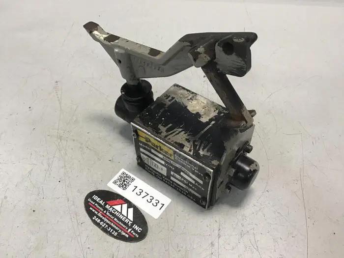 Used PARKER D3ML4B10X4384 Valves/Fittings Michigan US | Ideal Machinery #871508