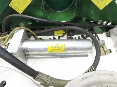Greenlee One Shot Hydraulic Bender 883-4 Set 1.25-3" Rigid Conduit Needs Rebuilt