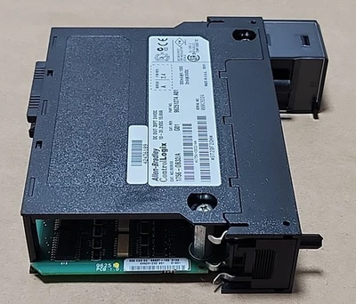USED Allen-Bradley 1756-0B32