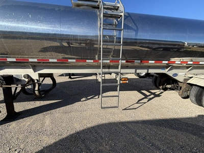 Used 2016 WALKER MILK TANKER TRAILER Liquid Supply Trailers Michigan US | Miedema Asset Management Group #1709447