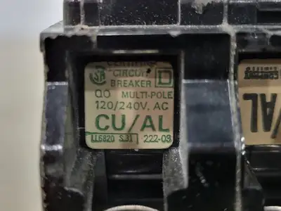 USED SQUARE D QO230