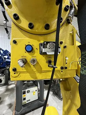 Used 2013 FANUC FANUC R-2000IB/165F Robots Michigan US | Aucto #1332176