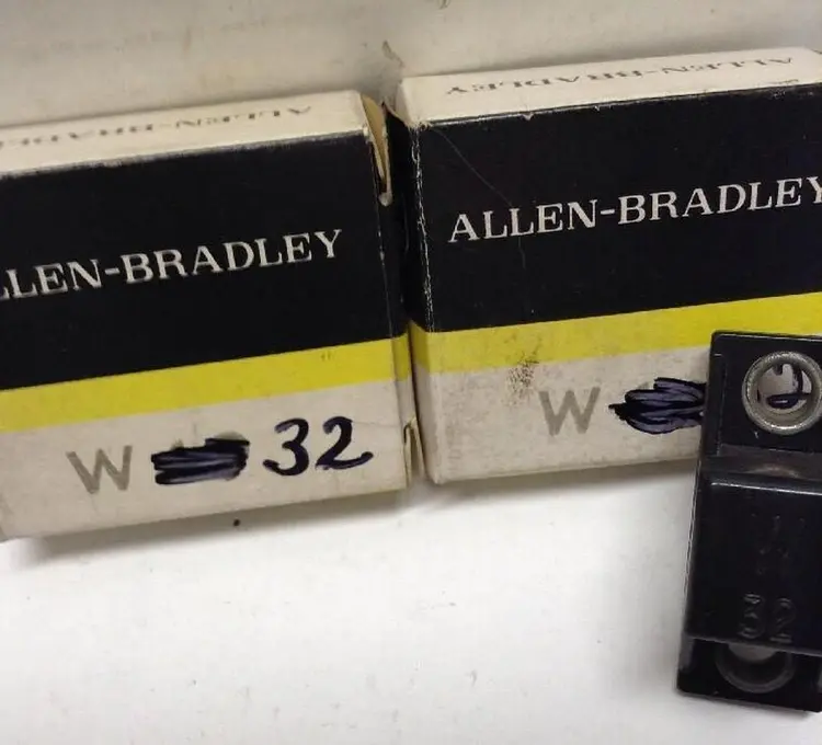 New | in-Stock ALLEN-BRADLEY W32 Miscellaneous Equipment (Electrical & Power) | Surplus Asset Holdings #1201395
