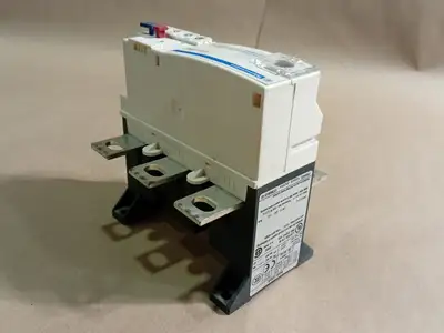 NEW SCHNEIDER ELECTRIC LR9F5367