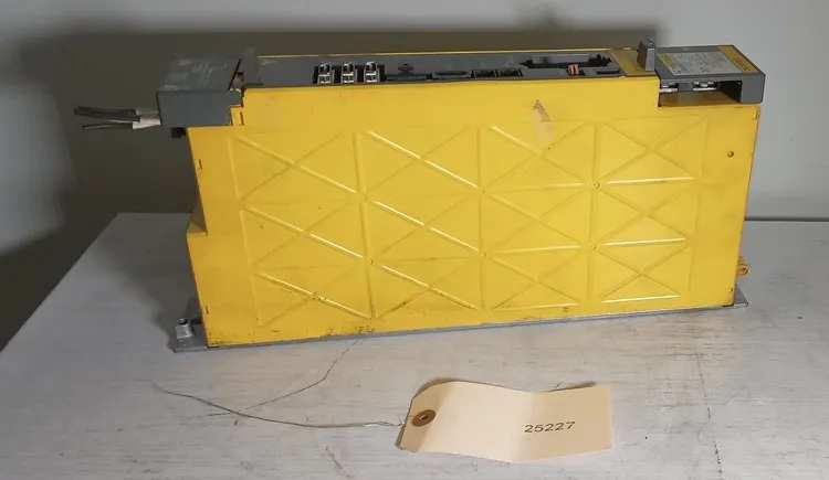 Used FANUC A06B-6114-H205 Amplifiers | MachineStation #946717