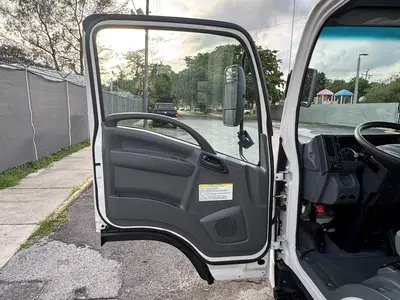 Used 2018 ISUZU NPR XD Reefer Trucks Florida US | Truck and Van Outlet #1509182