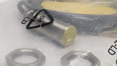 Bi8-EM18-AP45XLD/S100,1584015 | Turck Bi8-EM18-AP45XLD/S100 Inductive Proximity Sensor 1584015 - New