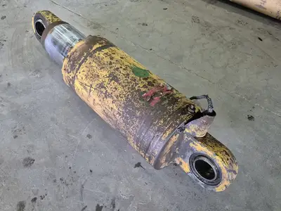 USED KOMATSU EJ8969