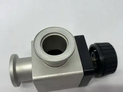 USED VARIAN RIGHT ANGLE BLOCK BELLOWS VALVE, MANUAL KNOB NW25 H/O
