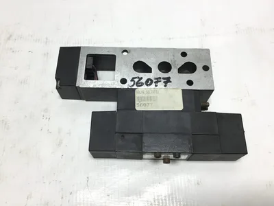 Parker F3252BGC19001A Pneumatic Double Solenoid Control Valve 145PSI 24VDC 1.0W