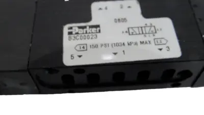 NEW PARKER B3C00023 SOLENOID VALVE