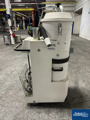 USED CFM CFM Vacuum Cleaner/Dust Collector, Model 3106 MTS