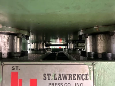 USED 1984 ST. LAWRENCE ST. LAWRENCE 2K16 PRESS