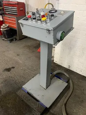 5912-220 Minster Press 16 Ton Type B1-16 1″ Stroke OBI Air Clutch/Air Brake Stamping Press