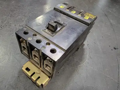 USED SQUARE D Q232150