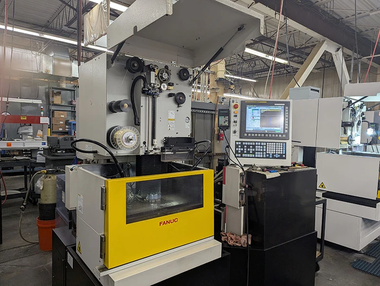 Used 2013 Fanuc Fanuc Robocut Alpha C-400iA, 2013, AWT, 31iB CNC Wire EDM New Jersey US | Machinery Values #1371713