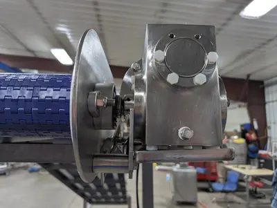 SS Incline Plastic Belt Conveyor