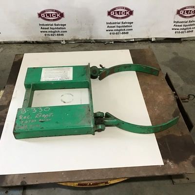Valley Craft  Z4-0346-A8 Gravity Activated Forklift Drum Snatcher Max Capacity 800lbs
