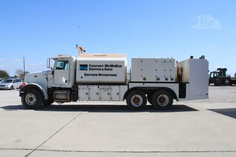 Used 2012 PETERBILT 365 Dump trucks Texas US | Roll Off Truck World #1491902