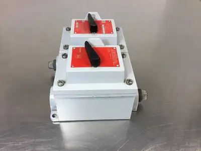 ALLEN BRADLEY 600-TEX9 / C Manual Starting Switch 4B