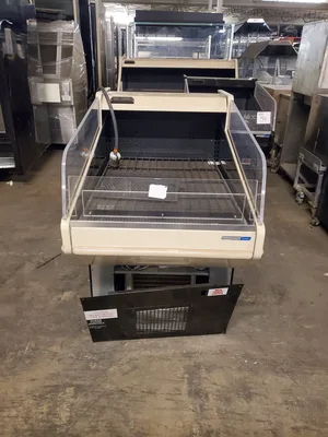 HILLPHOENIX HS Commercial Refrigerated Display Case