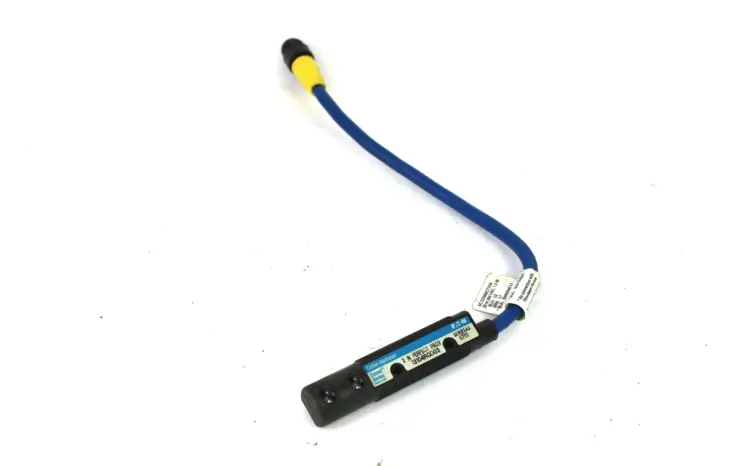 Used EATON CUTLER-HAMMER 13104RQD03 Photoelectric Sensors Kentucky US | Industrial Parts R Us Inc. #357052