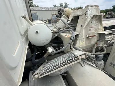 Used 2016 WESTERN STAR 4700 SF Concrete Mixer Trucks Delaware US | Proxy Equipment #1388940
