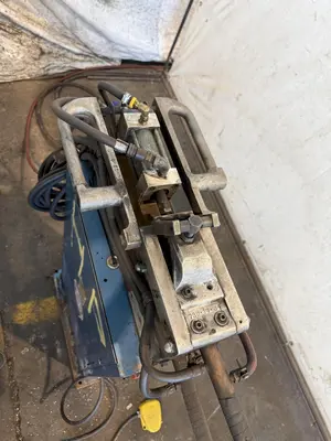 USED MILLER 20 AFT