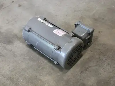 USED BALDOR VM7013