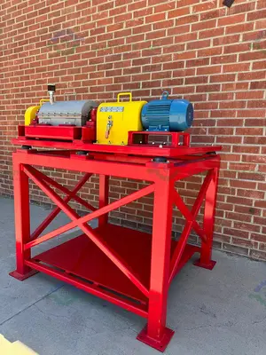 Used KUBCO OIL DECANTER CENTRIFUGE K-618 10 HP MAIN DRIVE 5 HP BACK DRIVE 54X62X51 Centrifuges California US | Equipment Lab #1269575