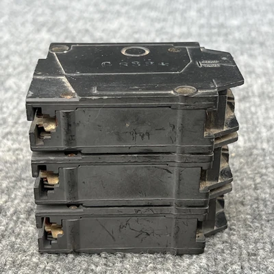 Used GE THQL3140 Circuit Breakers California US | Davliegogo LLC #1705984