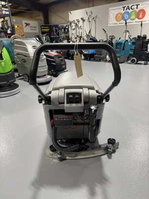 Onyx R25 Wet/Dry Vacuum w/Squeegee NEW