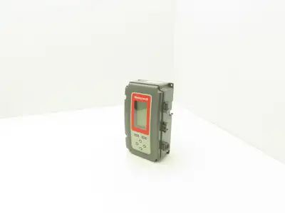 Honeywell T775B2040 Single Stage Heating and cooling Controller