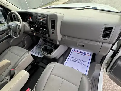 Used 2017 NISSAN NV 2500 Vans Florida US | Truck and Van Outlet #1509204