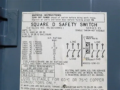Square D HU361AWKEI Safety Switch Series E1 30A 600VAC/DC Type 3,3R,12 Encl Used