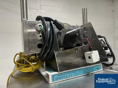 USED Inline Filling Systems Inline Filling Systems Capper, Model Computorque Inline Capper