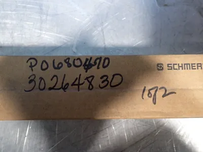 Used SCHMERSAL AZM201ZST2T1P2PWADU Relays & Switches Ohio US | HGR 24 #797228