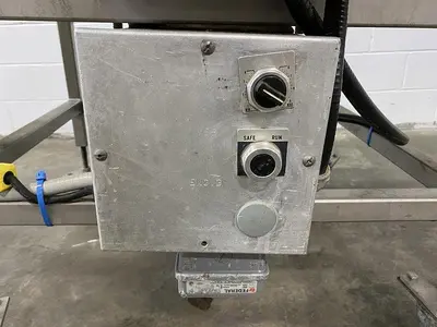USED LOMA IQ2