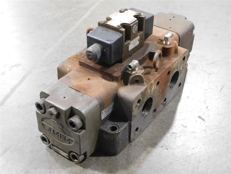 Used BOSCH H-2496B Solenoid Regulators | Green Industrial #675092