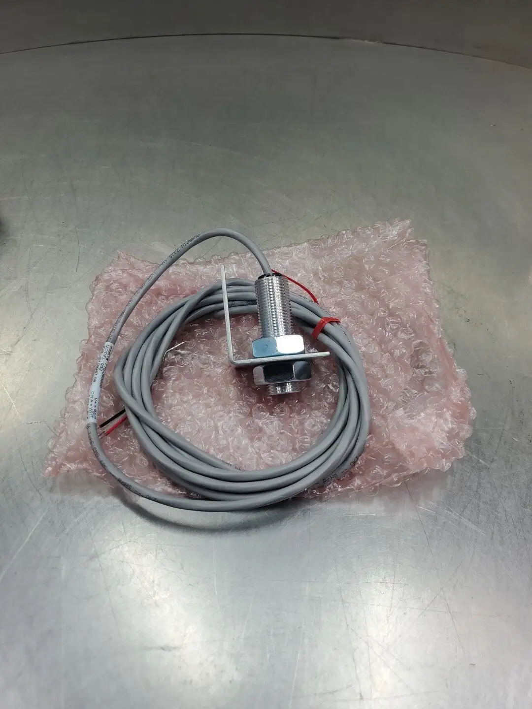 Electro-Sensors 775-093200 Proximity Sensor. 5E-33