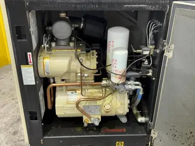 25 HP INGERSOLL-RAND ROTARY SCREW AIR COMPRESSOR, MODEL #SSR-UP6-25-125