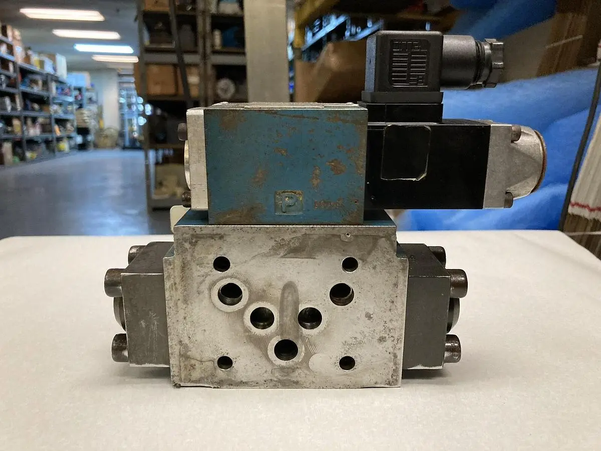 Used REXROTH 4WE6Y53/AW120-60NZ4 Solenoid Valves Ohio US | Surplus Asset Holdings #1246610
