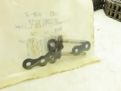 Diamond #40 Double Roller Chain Riveted 0.500 Pitch 10' Box & Master Link