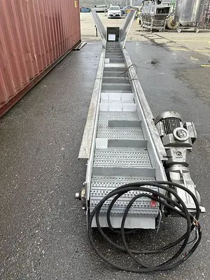 21' Incline Modular Conveyor