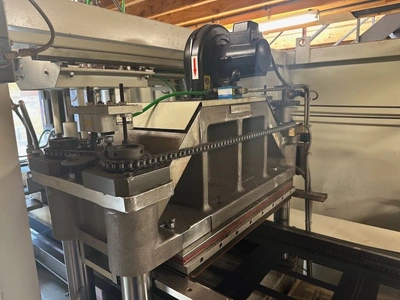 Used 2000 ILLIG RV 53 Thermoforming Machines GB | Charter Auctions #1364779