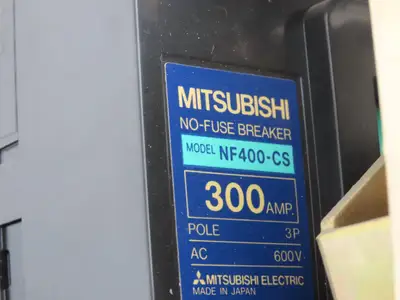 Mitsubishi Electric NF 400CS Circuit Breaker 600V 300A 3 Pole W/Lock Mechanism