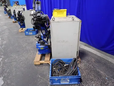 USED 2013 YASKAWA MOTOMAN MOTOMANMH6