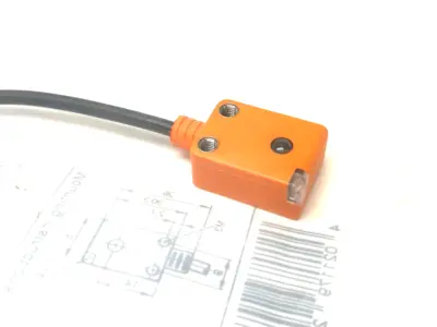 NEW IFM THROUGH-BEAM SENSOR TRANSMITTER RED LIGHT, O7S-OOKG/0,20M/AS