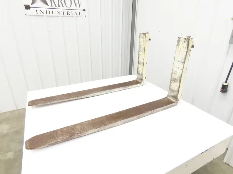 Used CASCADE _UNKNOWN_ Forklift Attachments Indiana US | Arrow Industrial #866135